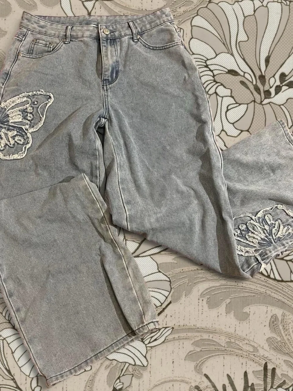 Light Gray Straight Leg Jeans with Embroidered Butterfly Detail